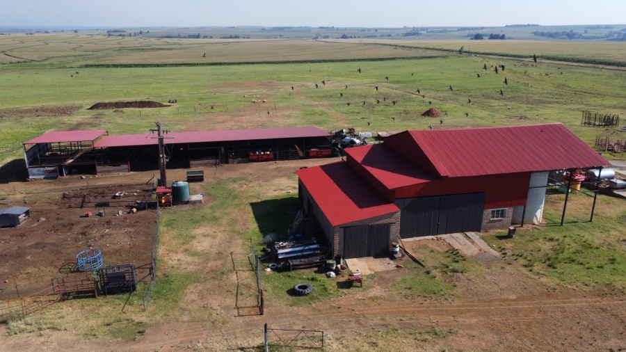 5 Bedroom Property for Sale in Bethlehem Rural Free State